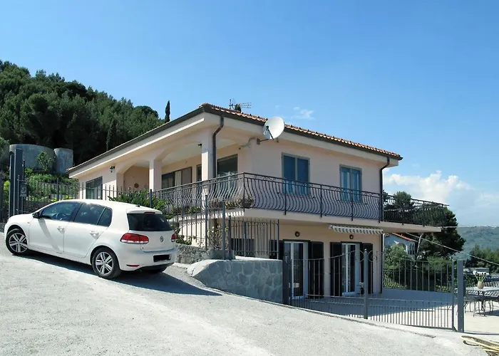 Apartment La Pineta - Slr112 By Interhome